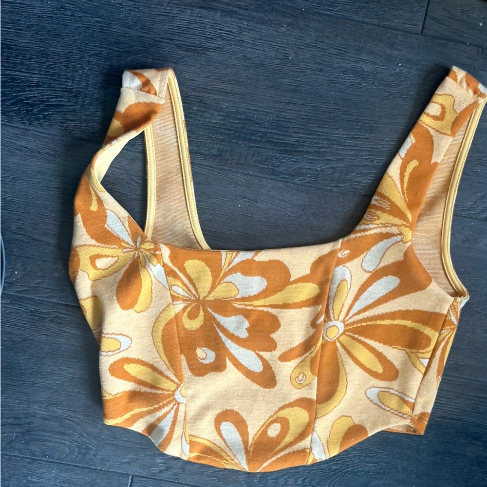 Floral crop tank
